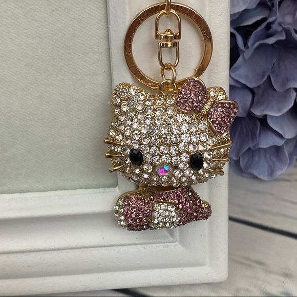 Hello Kitty with Purple Crystal Dress & Bow Keychain Charm - Picture 3 of 12